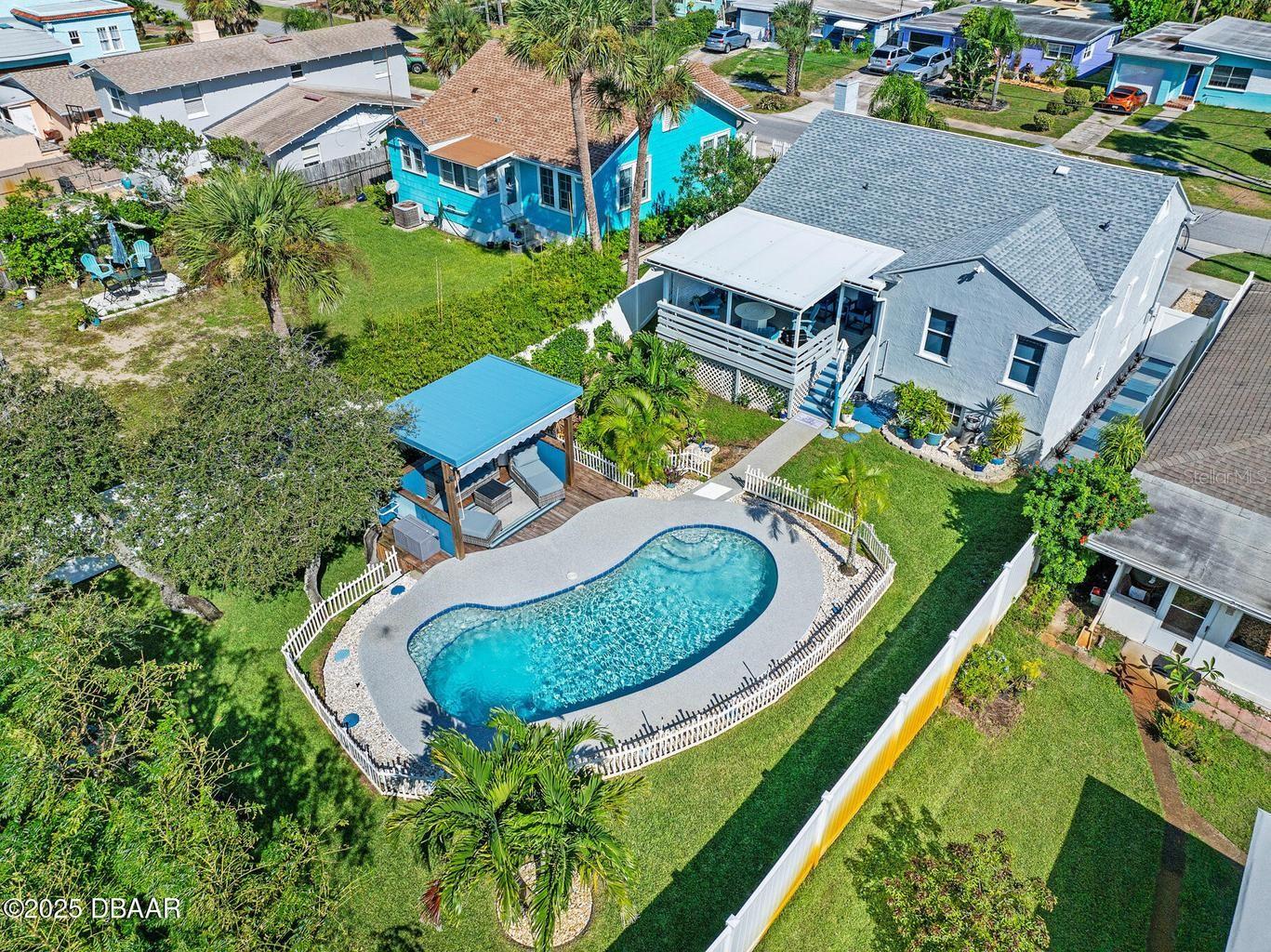 Image 11 of 71 For 448 Nautilus Avenue