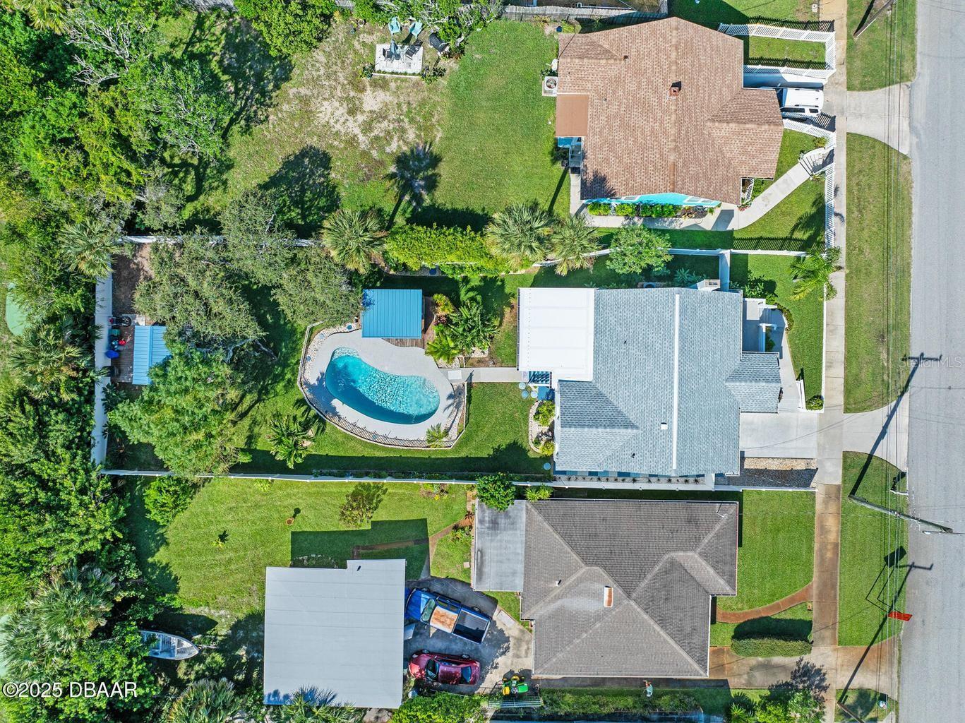 Image 12 of 71 For 448 Nautilus Avenue