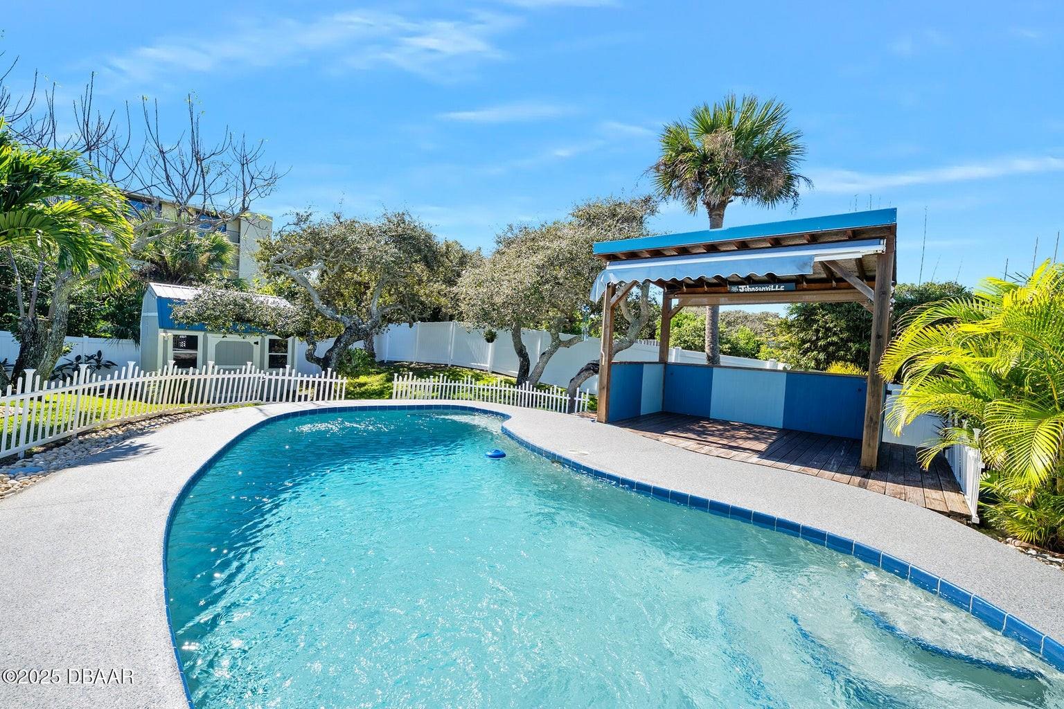 Image 2 of 71 For 448 Nautilus Avenue