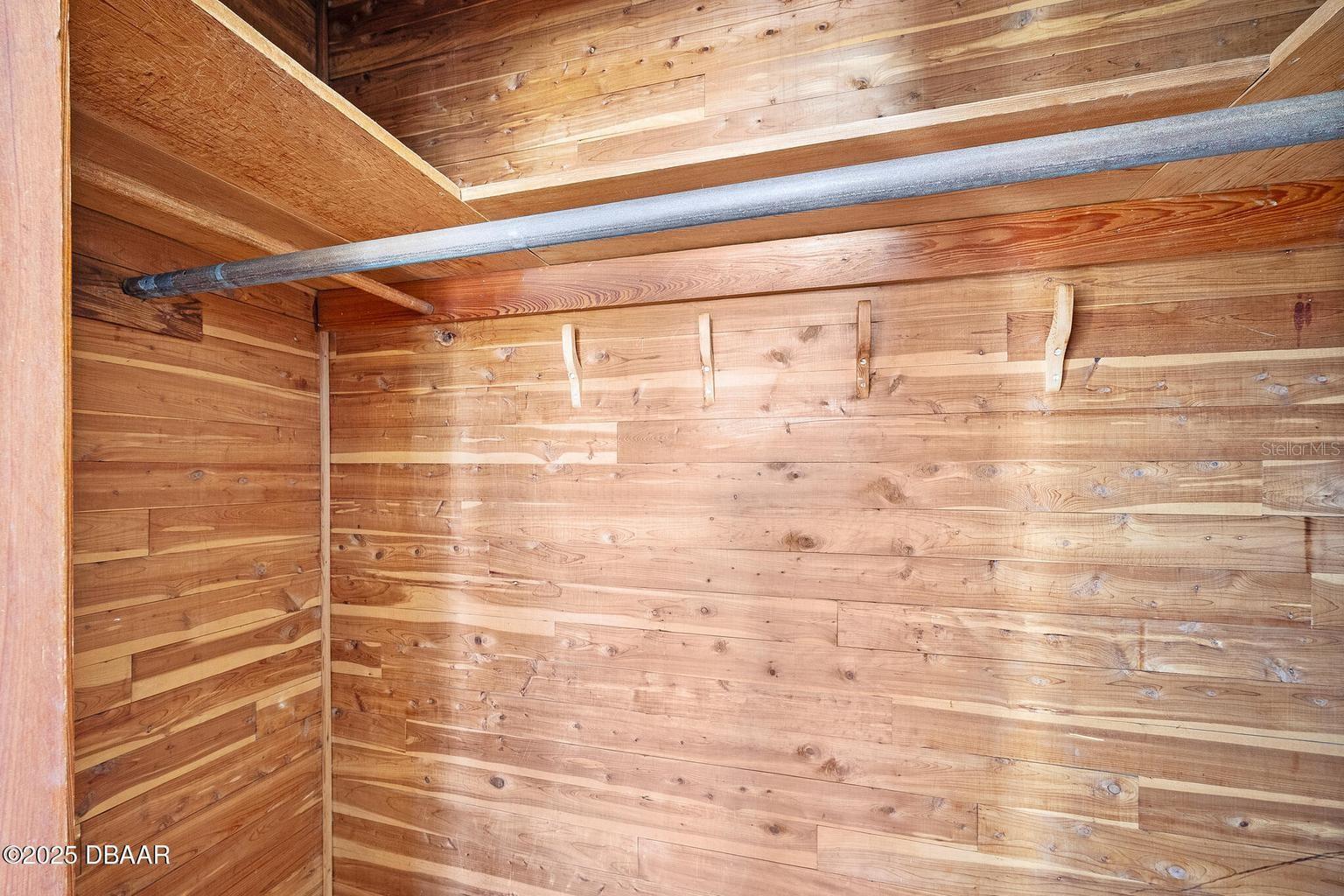 Image 41 of 71 For 448 Nautilus Avenue