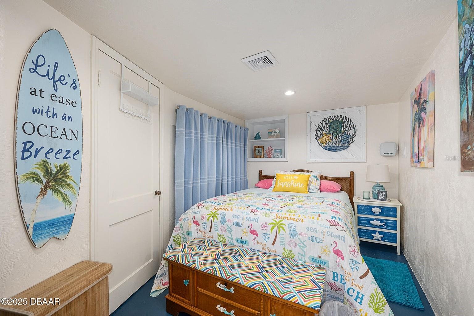 Image 51 of 71 For 448 Nautilus Avenue