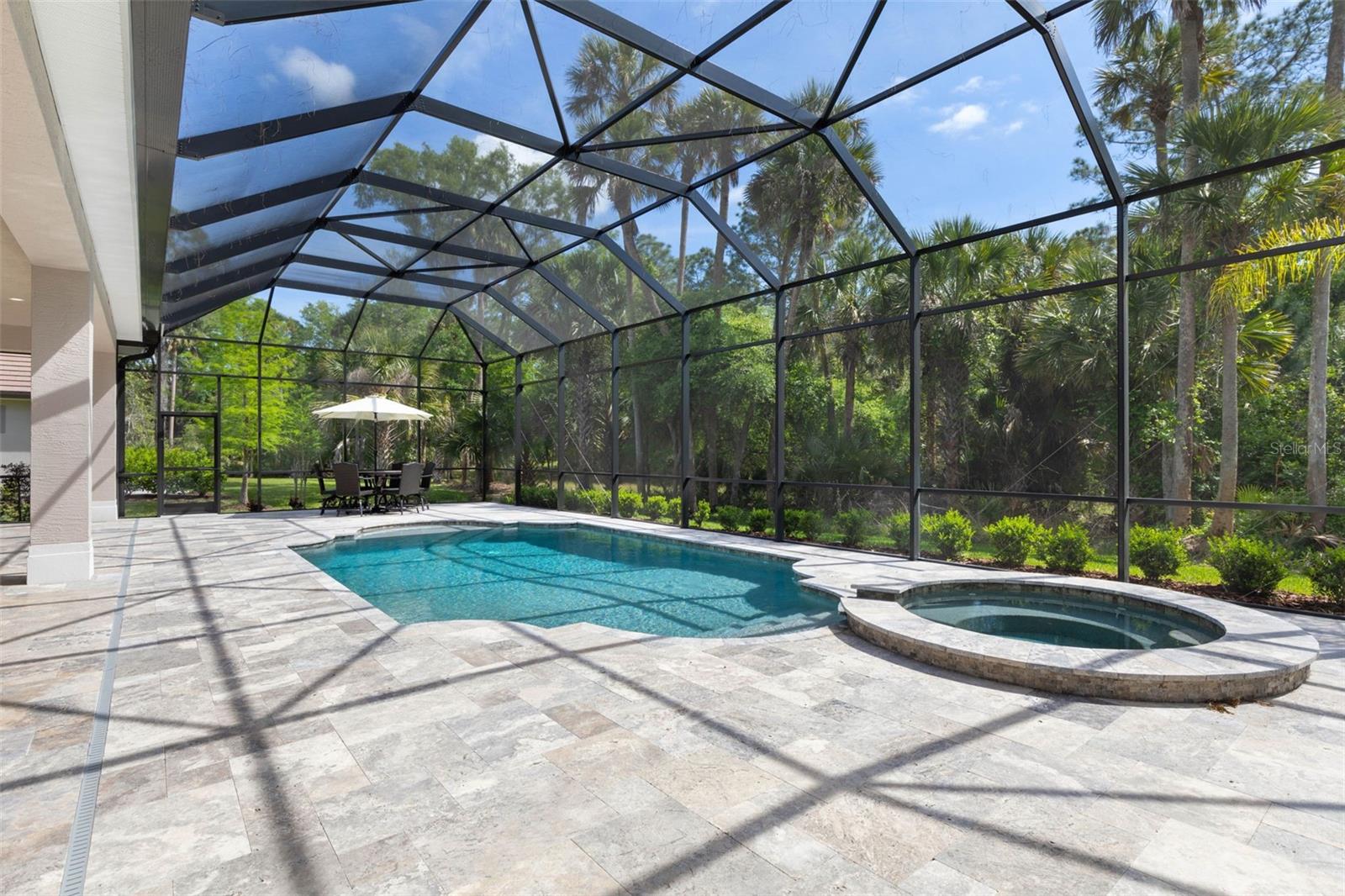 Image 21 of 85 For 20 Deer Park Drive