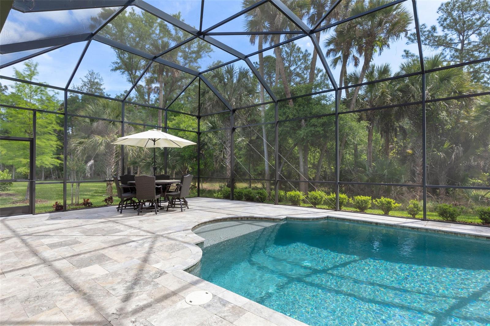 Image 25 of 85 For 20 Deer Park Drive