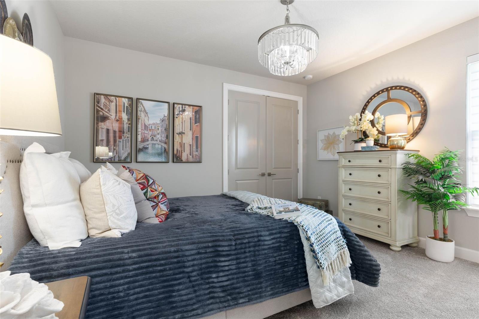 Image 39 of 85 For 20 Deer Park Drive