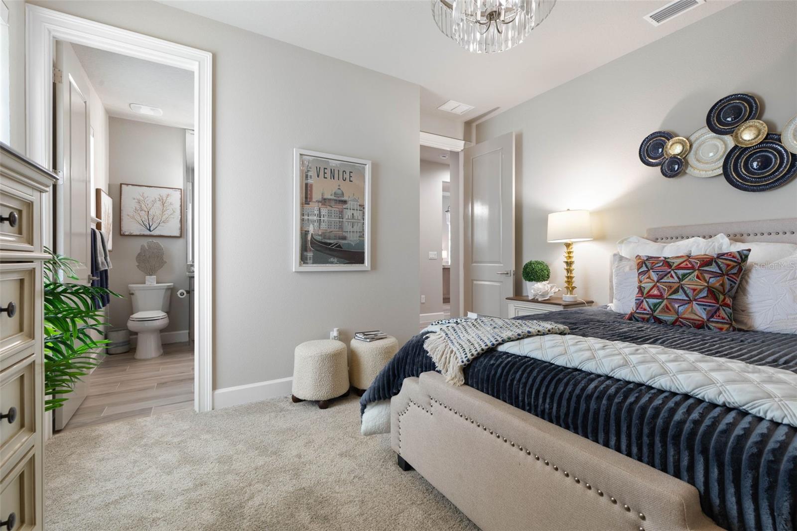 Image 40 of 85 For 20 Deer Park Drive