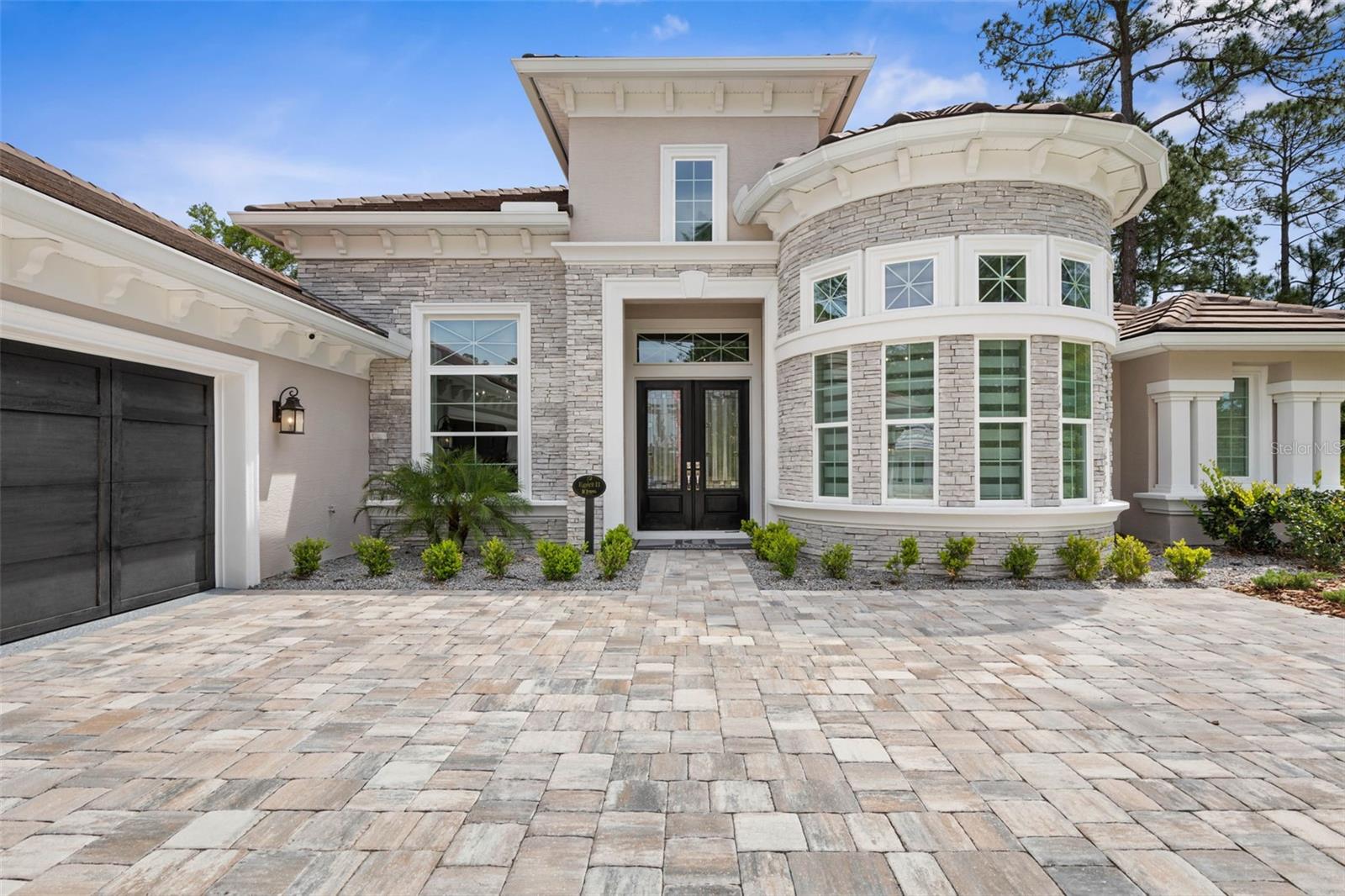 Image 5 of 85 For 20 Deer Park Drive