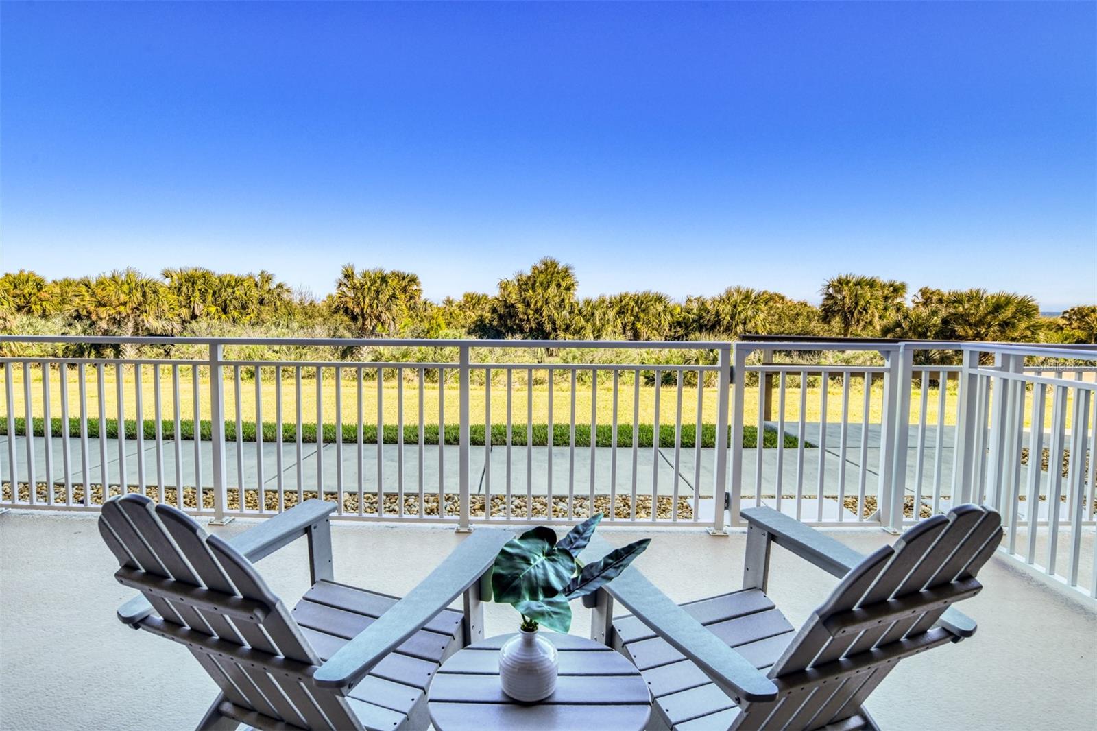 Image 11 of 35 For 60 Surfview Drive 123