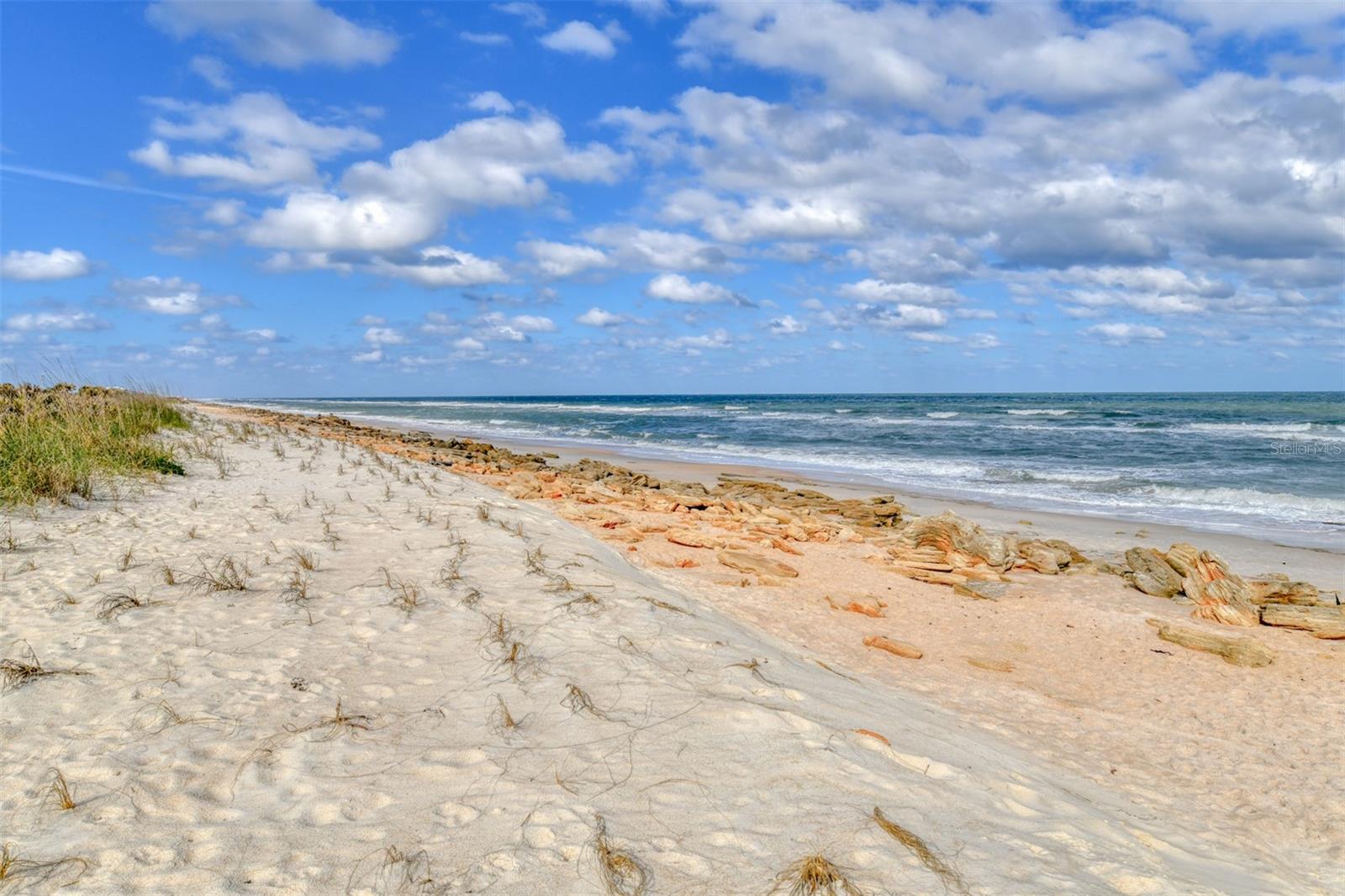 Image 30 of 35 For 60 Surfview Drive 123