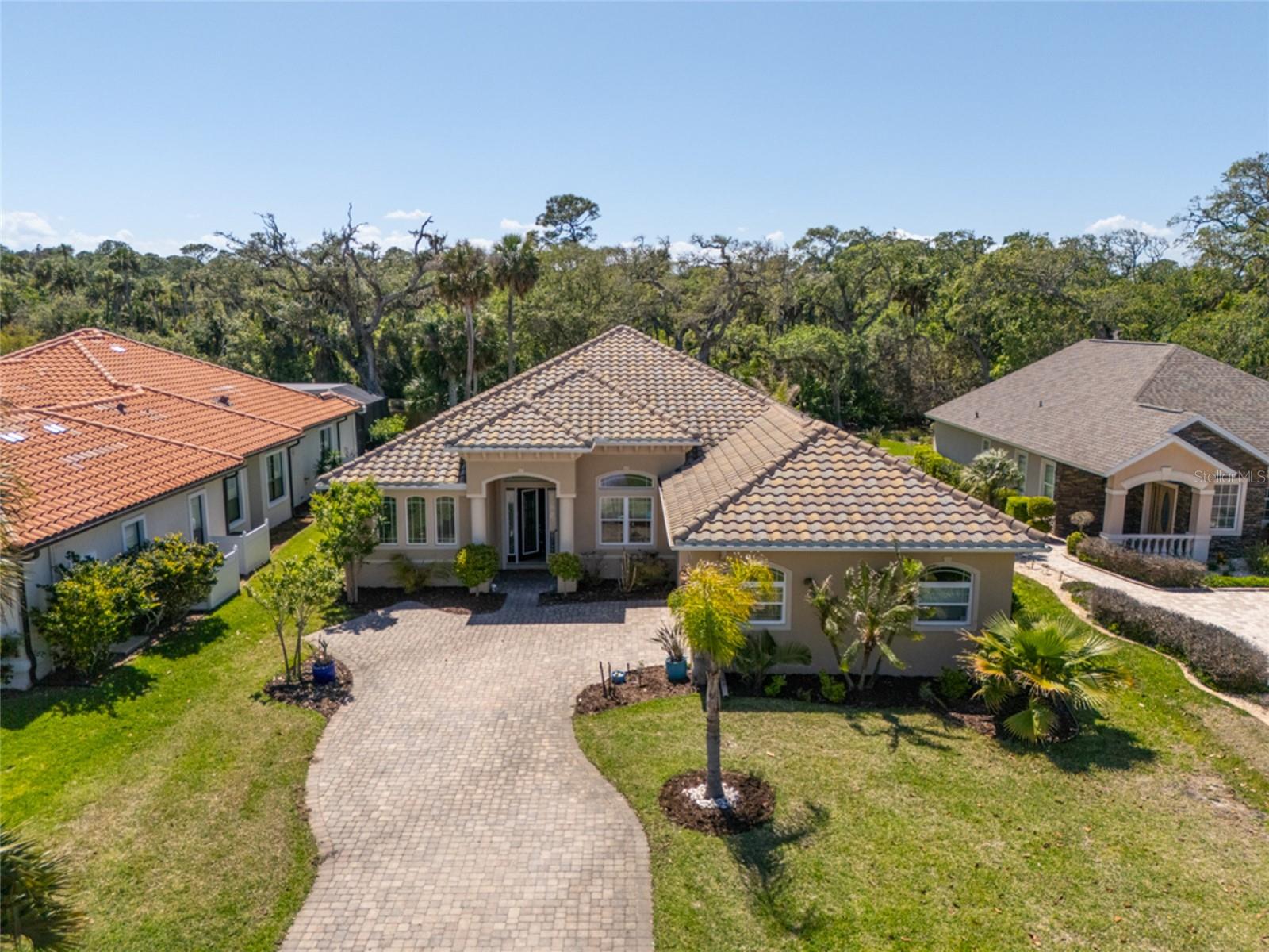 Image 15 of 52 For 45 Riverwalk Drive