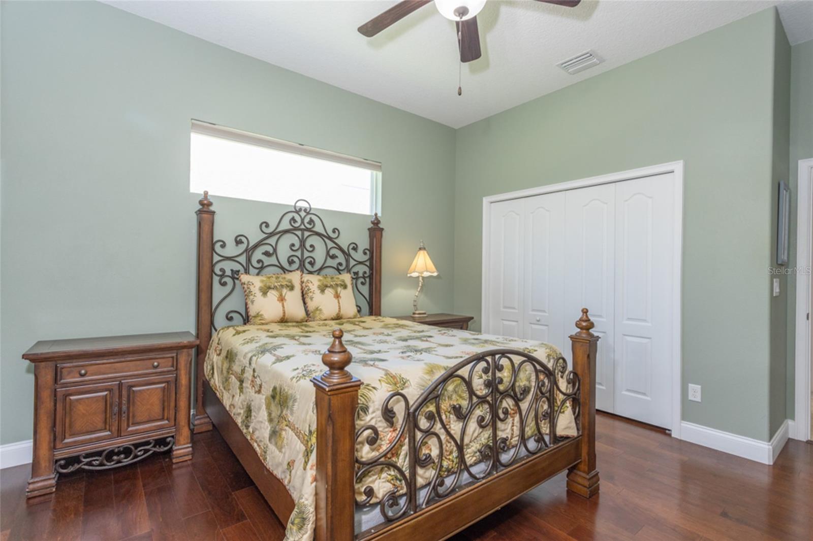 Image 24 of 52 For 45 Riverwalk Drive