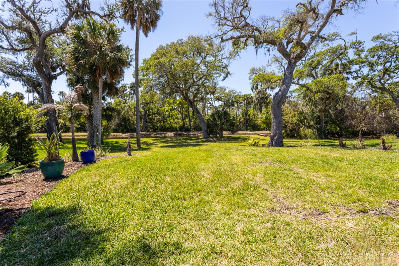 Image 35 of 52 For 45 Riverwalk Drive