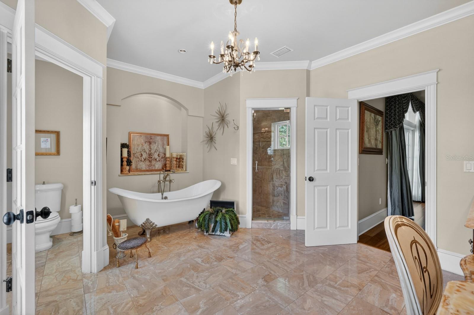 Image 28 of 98 For 32 Audubon Lane