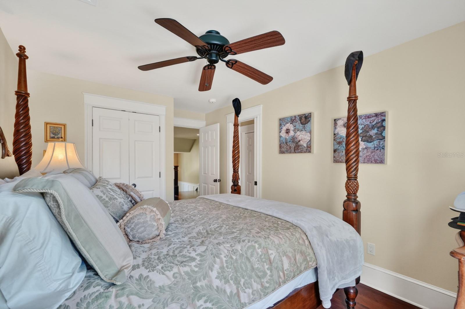 Image 32 of 98 For 32 Audubon Lane