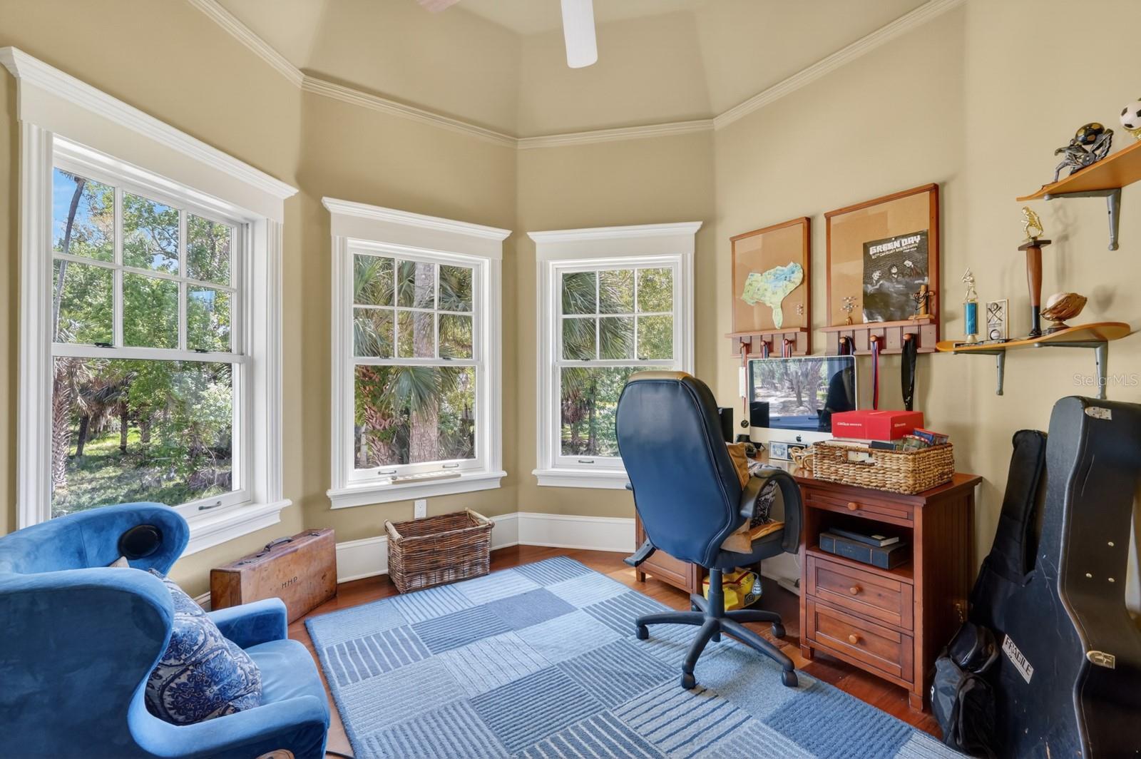 Image 37 of 98 For 32 Audubon Lane