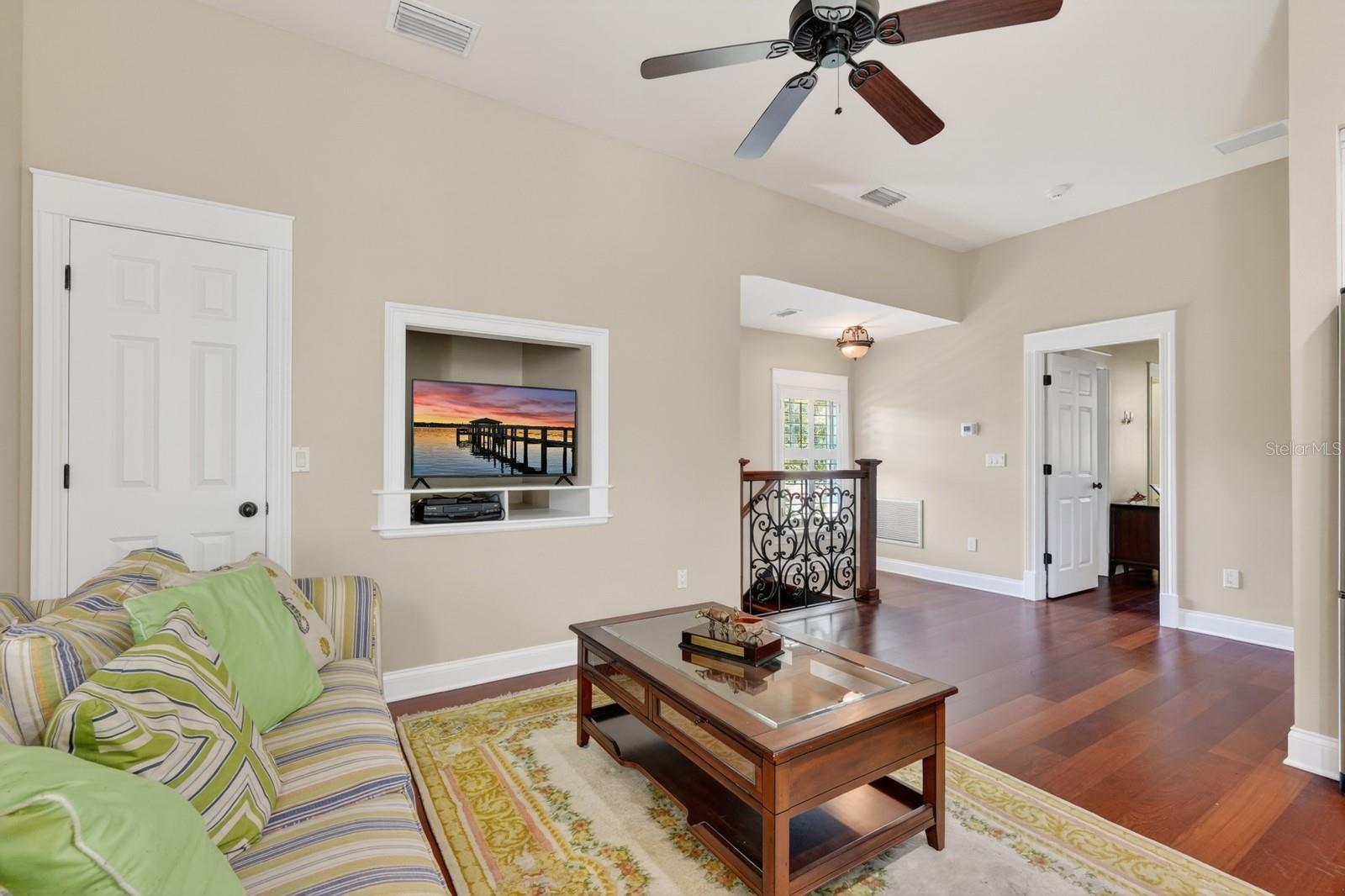 Image 49 of 98 For 32 Audubon Lane