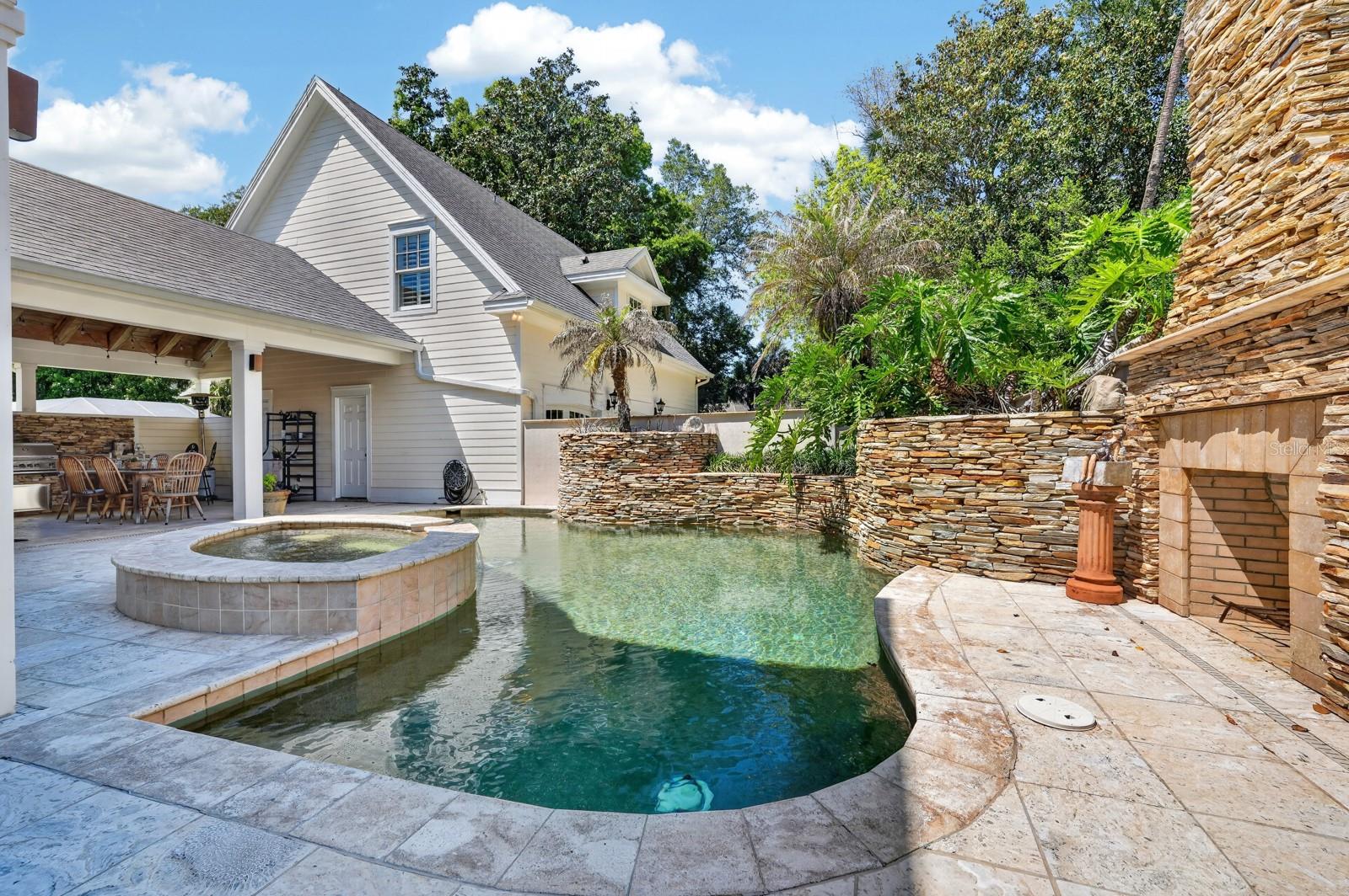 Image 62 of 98 For 32 Audubon Lane