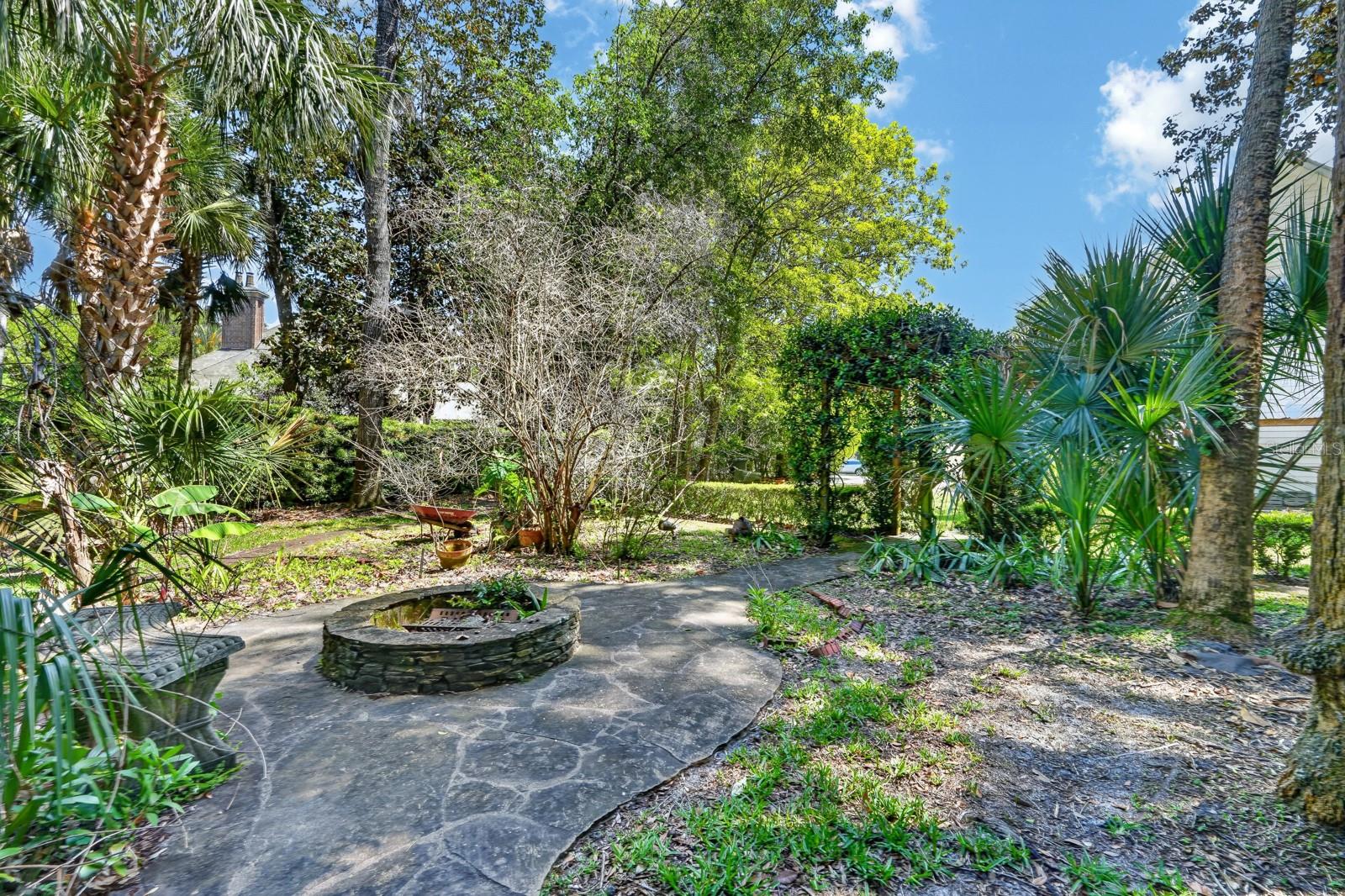 Image 77 of 98 For 32 Audubon Lane