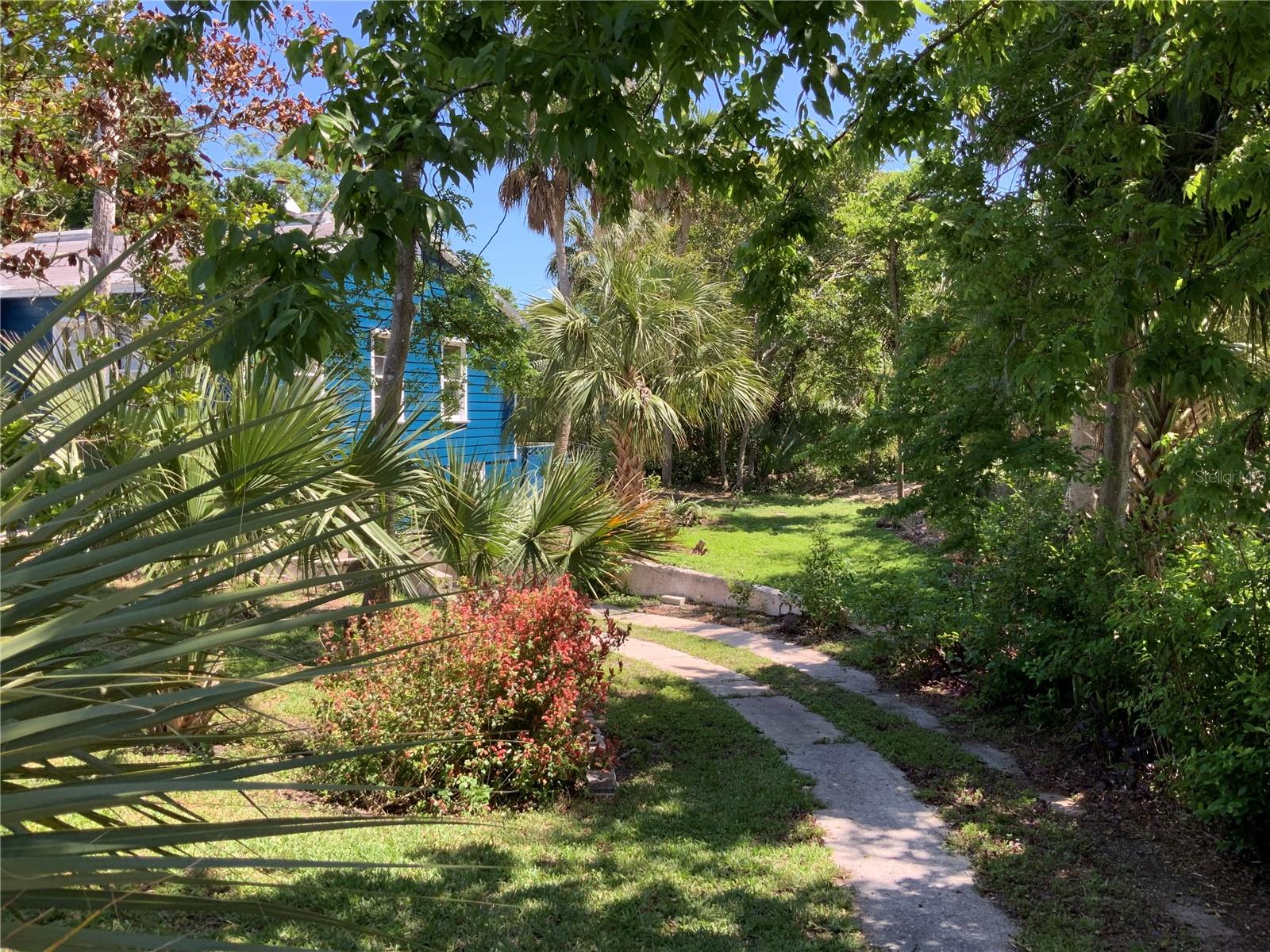 Image 2 of 18 For 116 Braddock Avenue