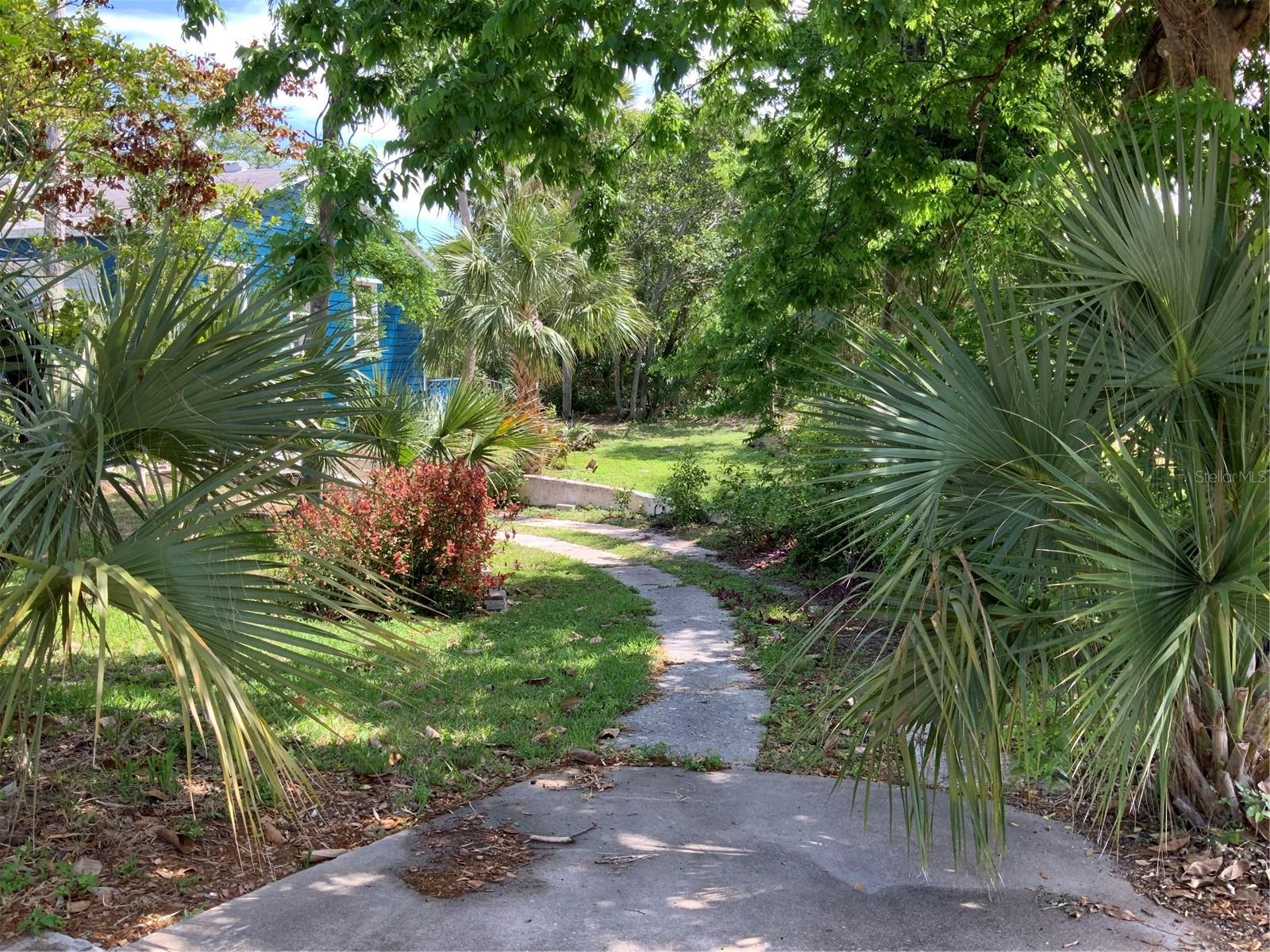 Image 6 of 18 For 116 Braddock Avenue