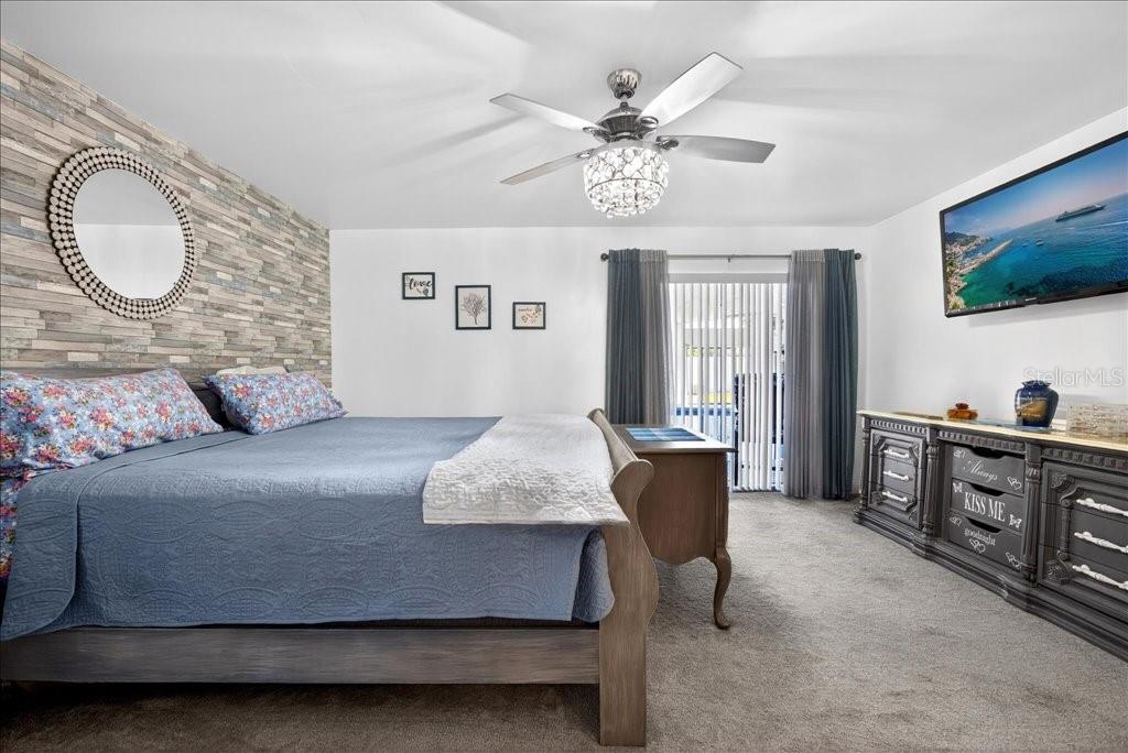 Image 14 of 54 For 43 Westfield Lane