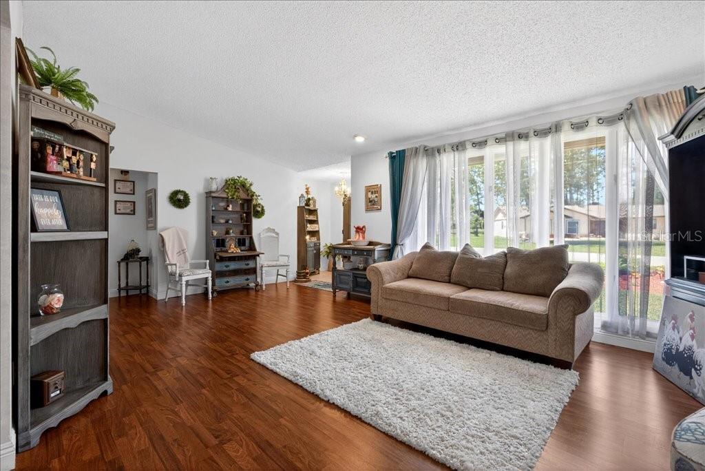 Image 28 of 54 For 43 Westfield Lane