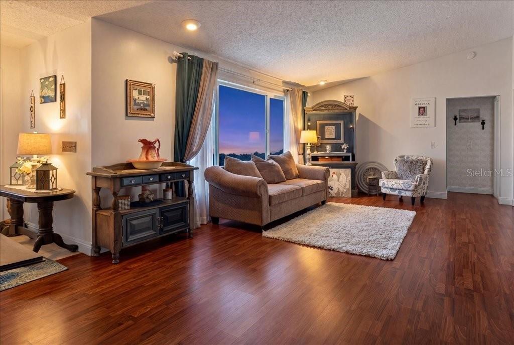 Image 30 of 54 For 43 Westfield Lane