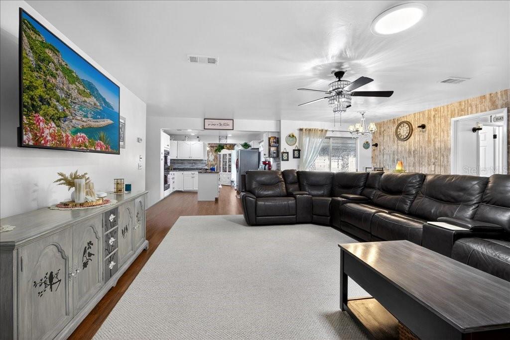 Image 38 of 54 For 43 Westfield Lane