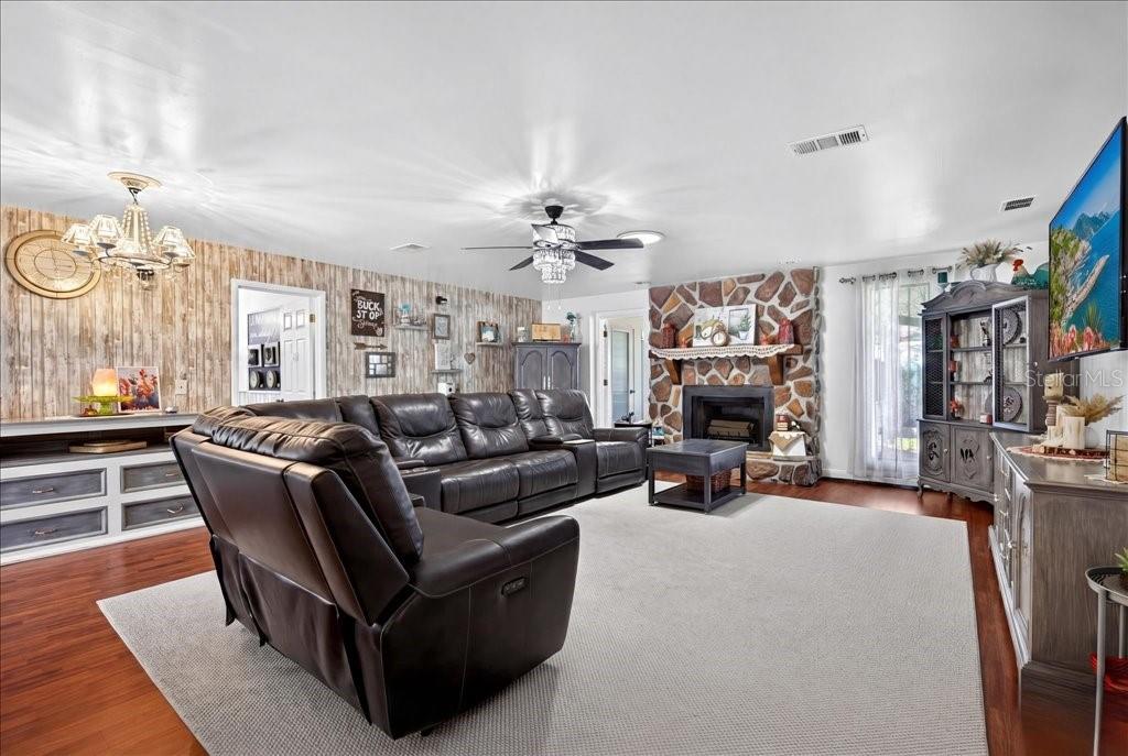 Image 39 of 54 For 43 Westfield Lane