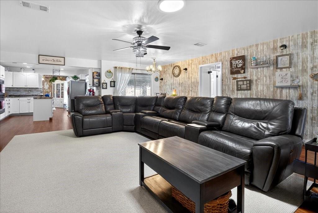 Image 41 of 54 For 43 Westfield Lane