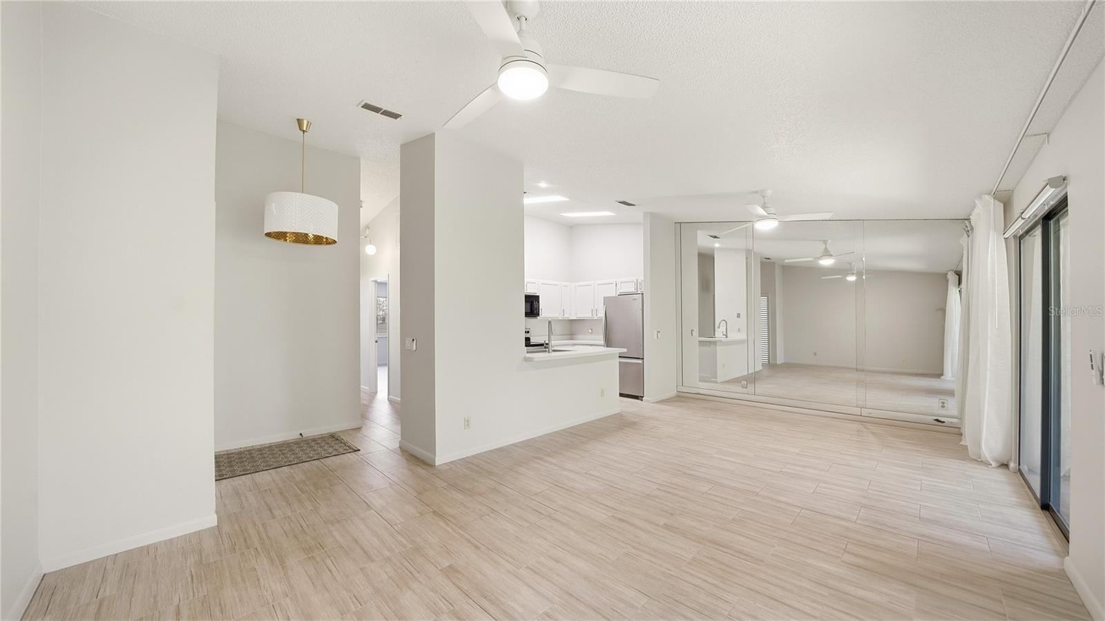 Image 12 of 50 For 32 Navarra Court