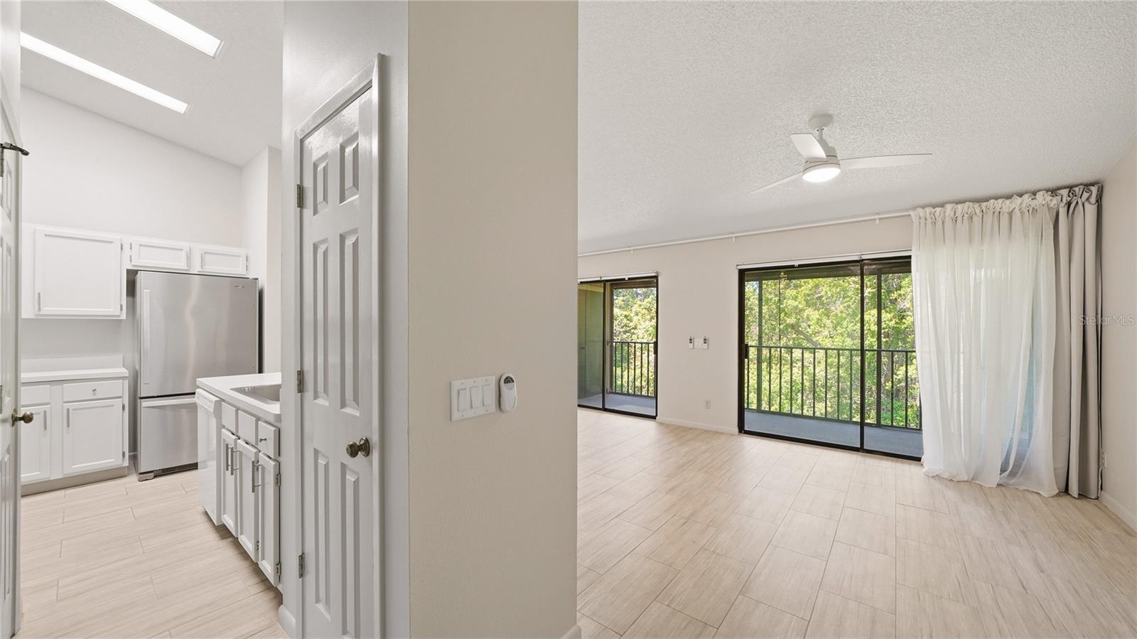 Image 15 of 50 For 32 Navarra Court