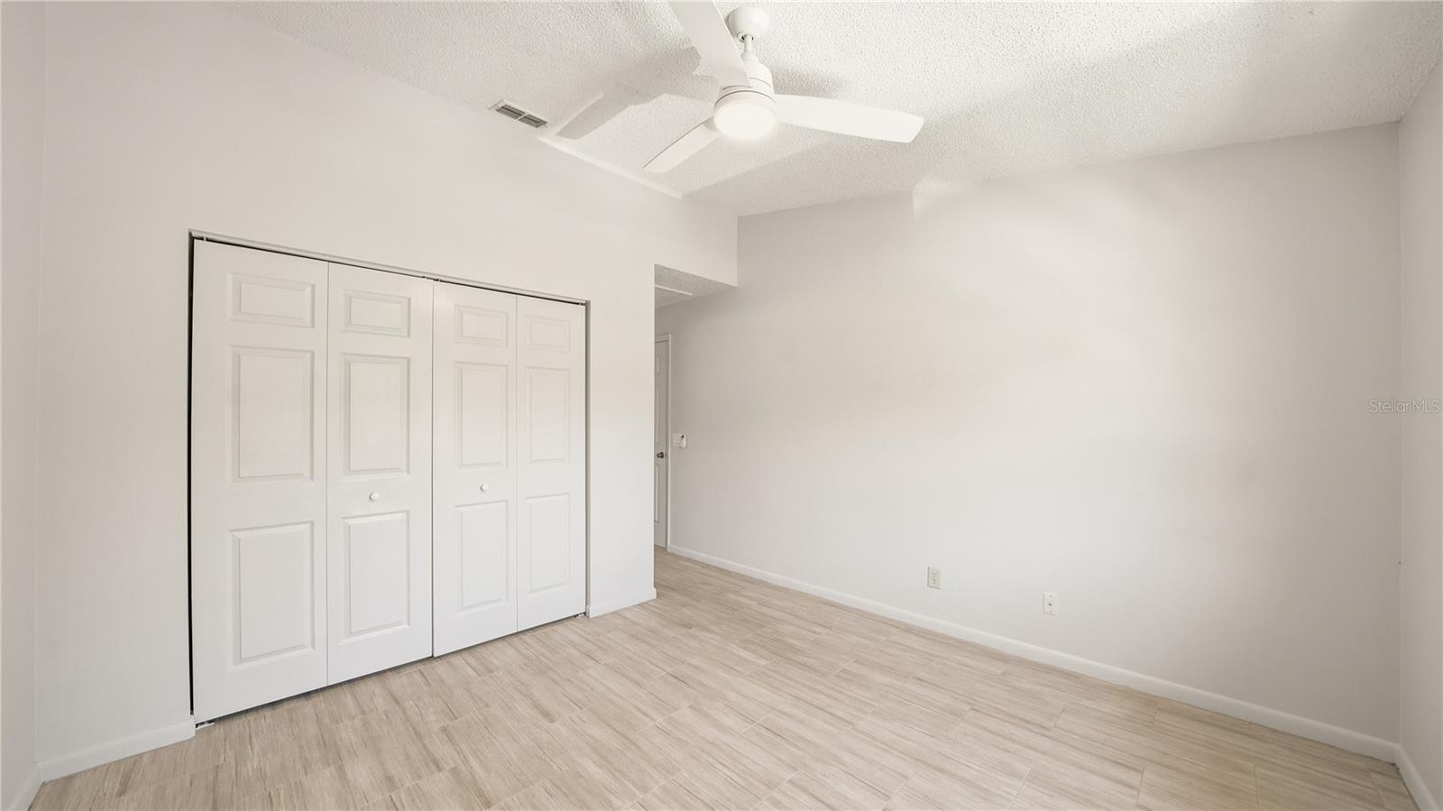 Image 20 of 50 For 32 Navarra Court