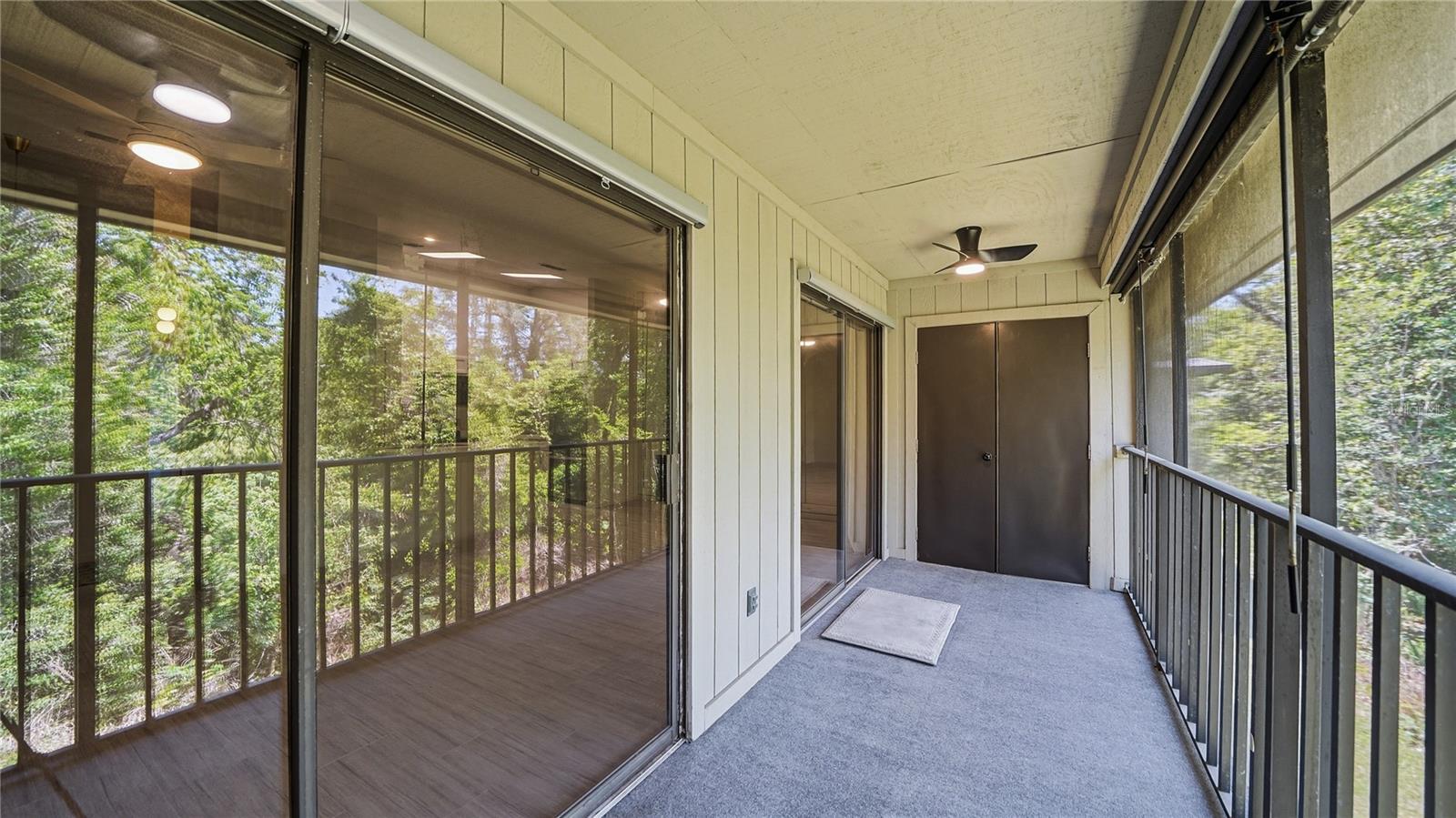 Image 34 of 50 For 32 Navarra Court