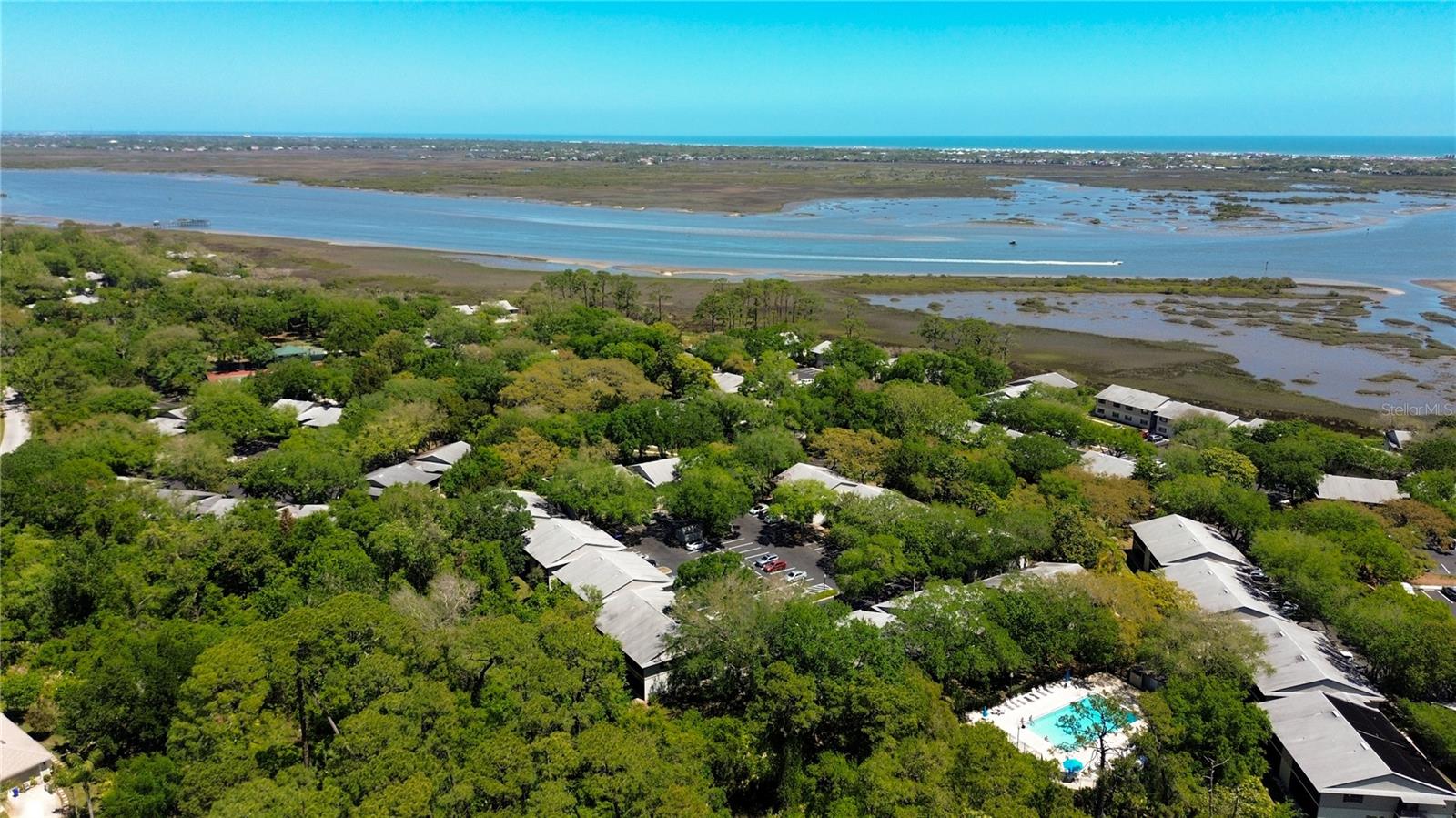 Image 41 of 50 For 32 Navarra Court