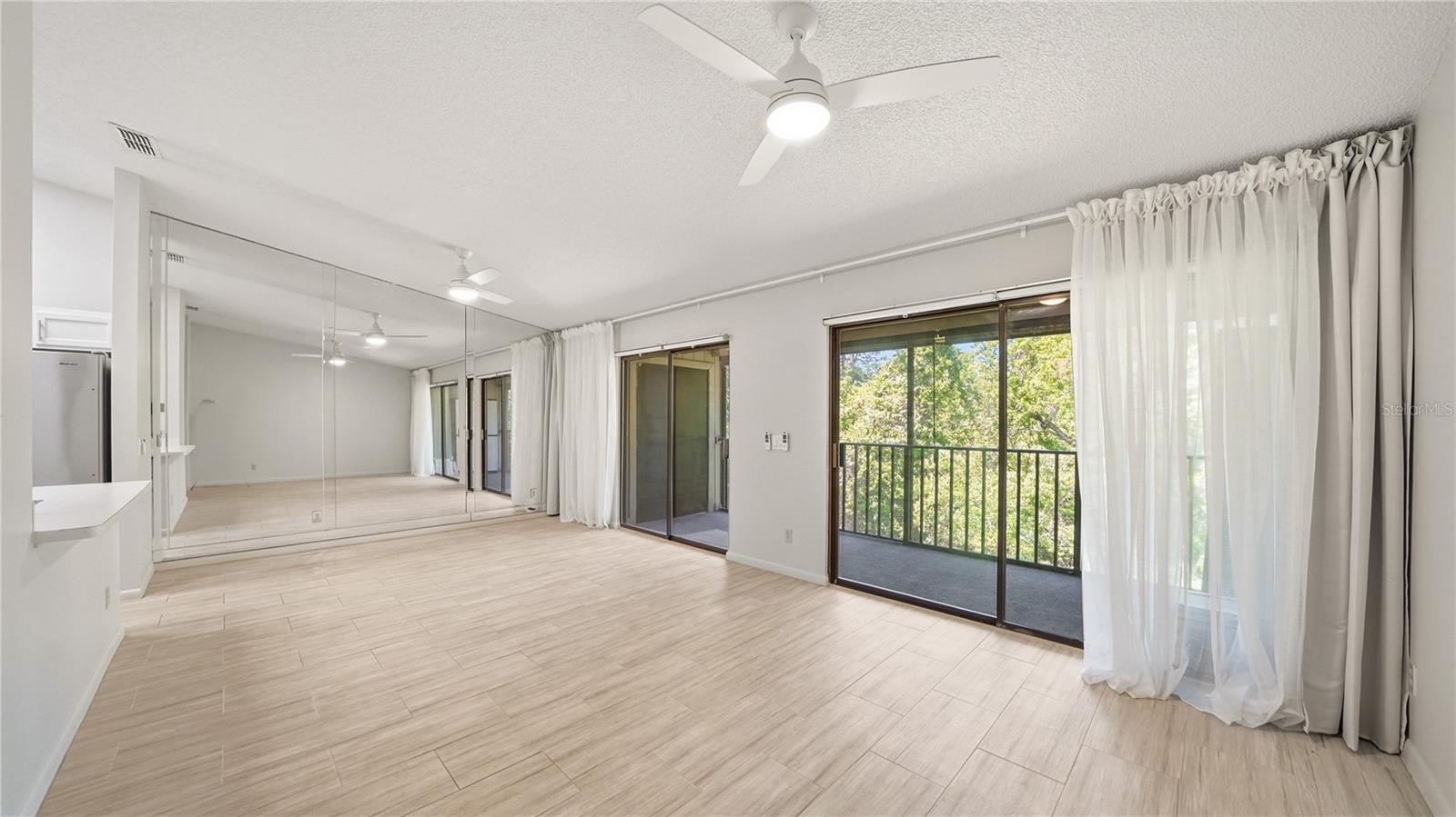 Image 7 of 50 For 32 Navarra Court