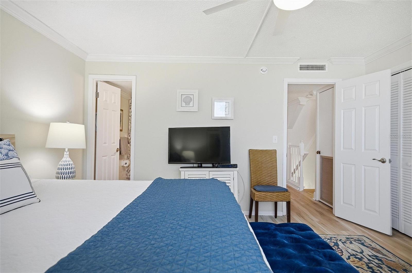 Image 15 of 59 For 3500 Ocean Shore Boulevard 202