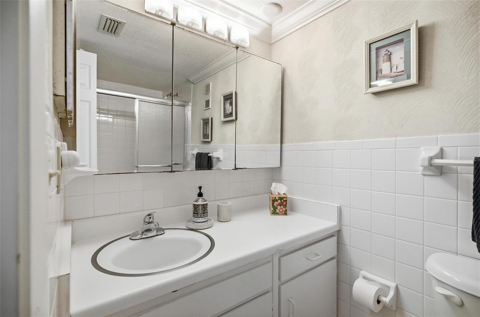 Image 23 of 59 For 3500 Ocean Shore Boulevard 202