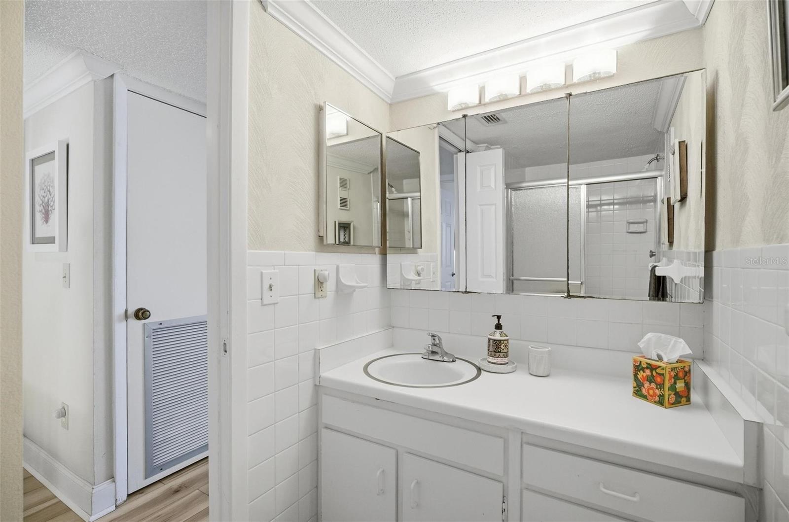 Image 25 of 59 For 3500 Ocean Shore Boulevard 202