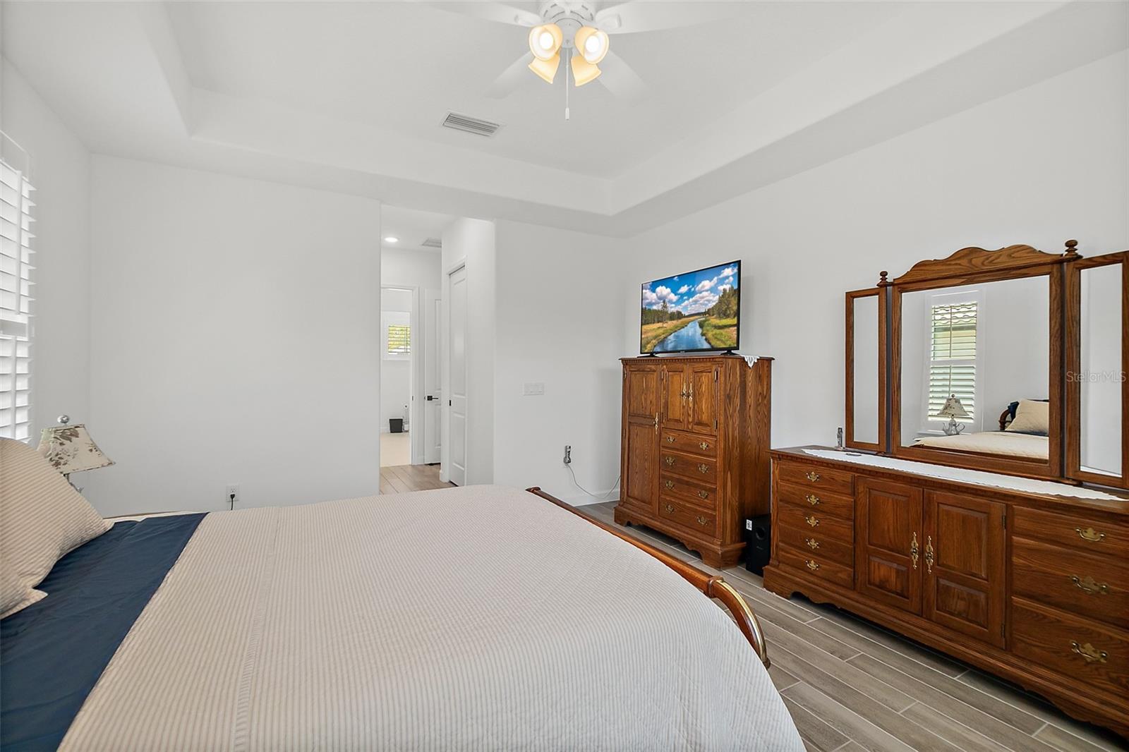 Image 28 of 34 For 74 New Leatherwood Drive