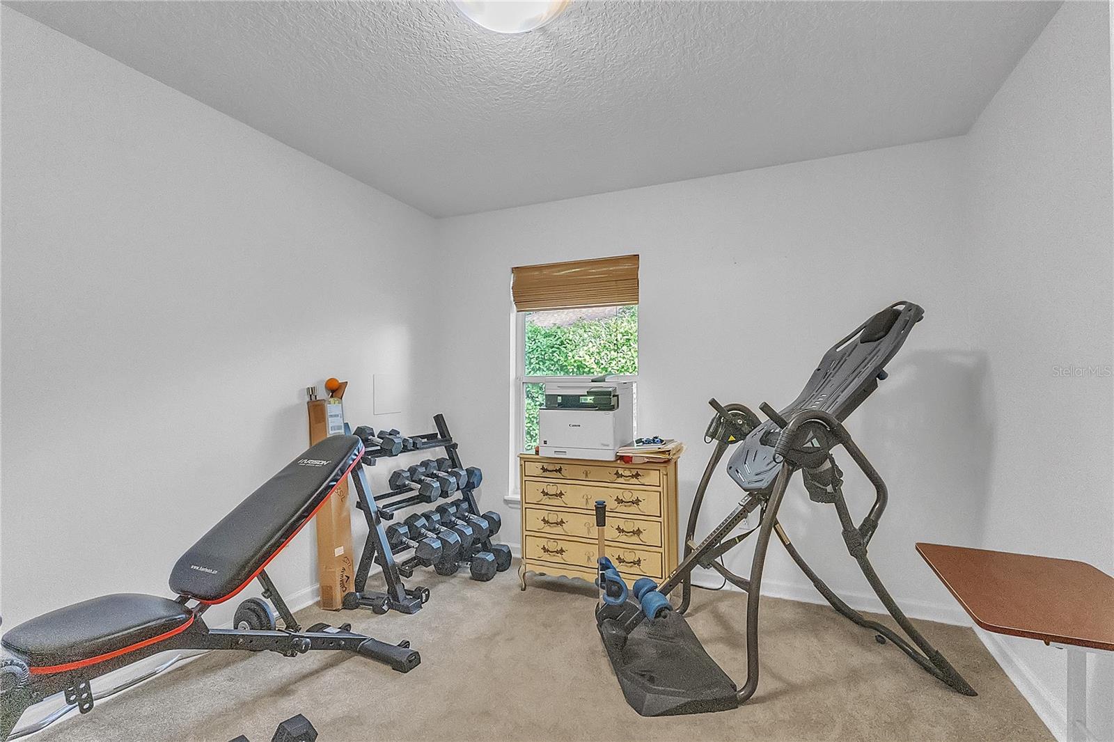 Image 14 of 21 For 32 Shinnecock Drive