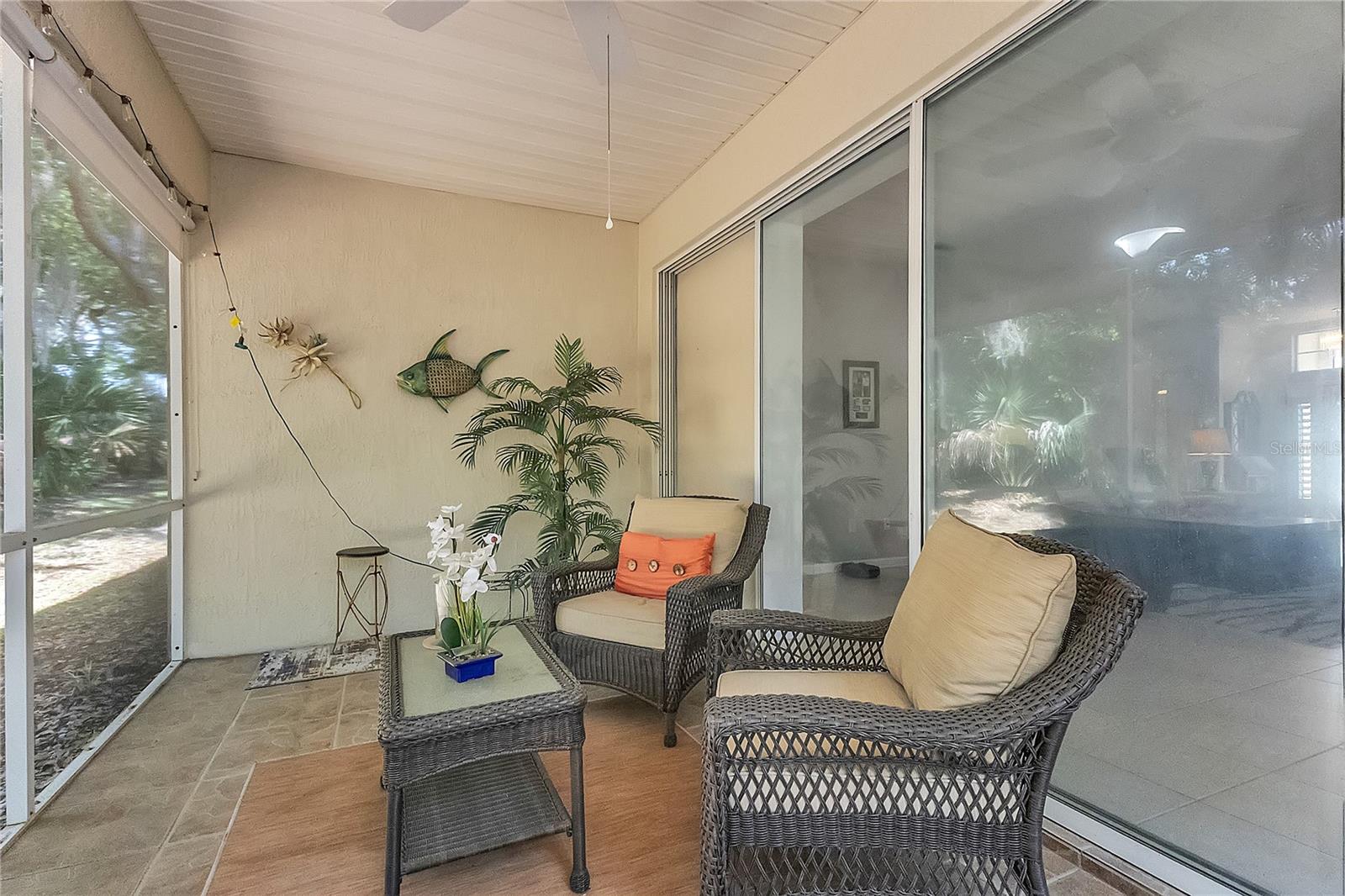 Image 16 of 21 For 32 Shinnecock Drive