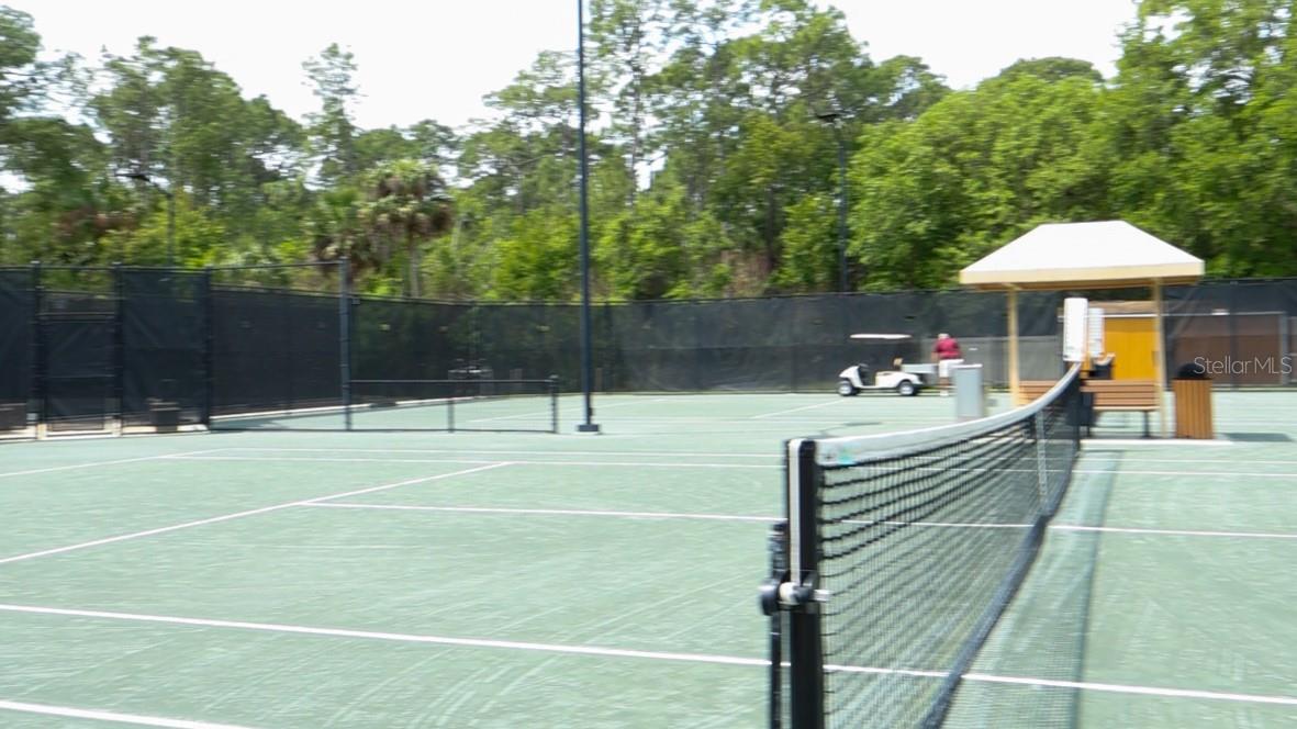 Image 18 of 21 For 32 Shinnecock Drive