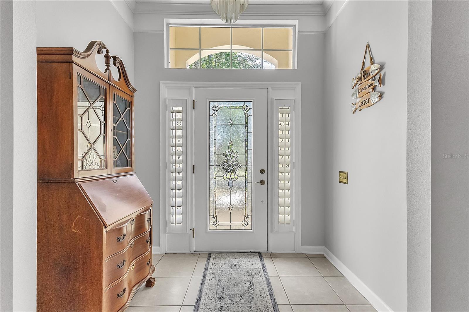 Image 3 of 21 For 32 Shinnecock Drive