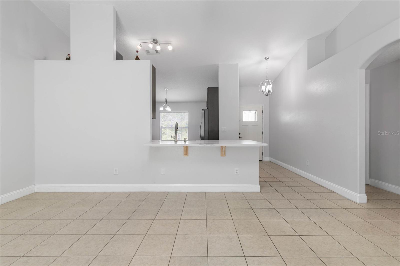 Image 11 of 48 For 9 Firethorn Lane