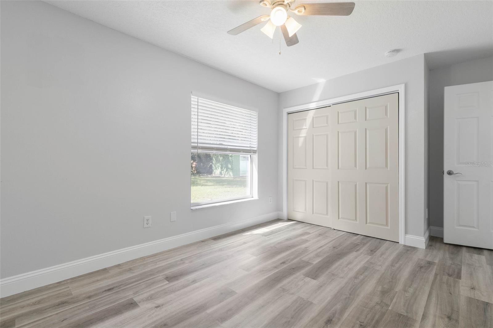 Image 29 of 48 For 9 Firethorn Lane