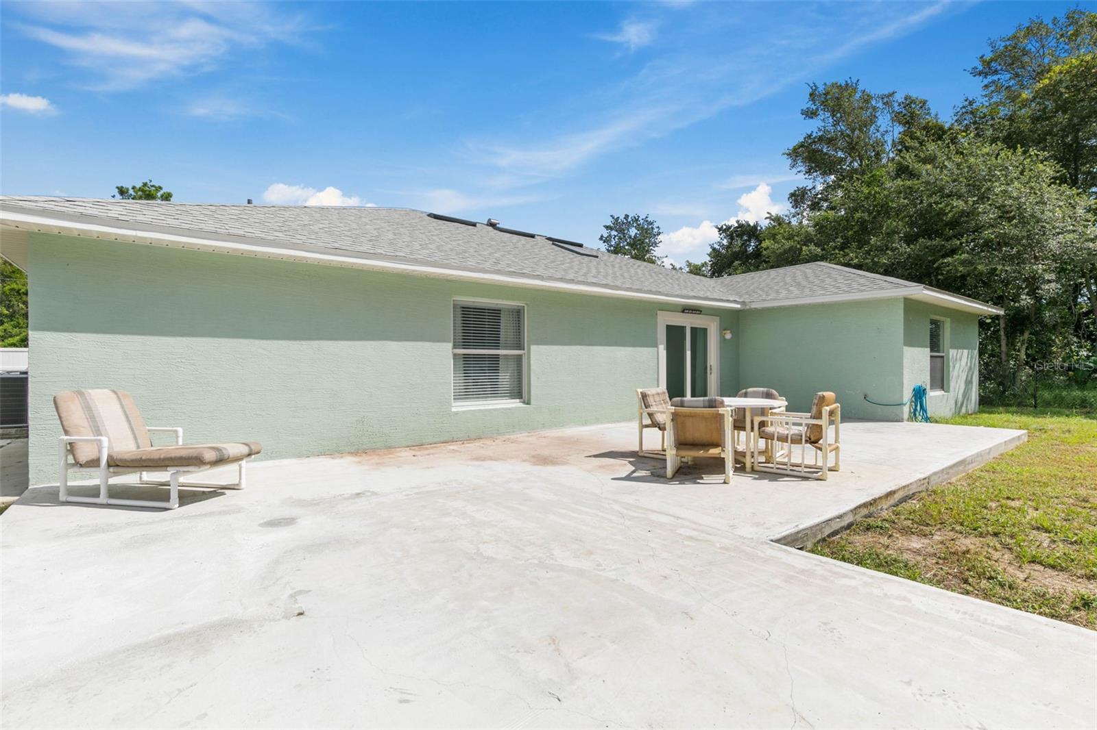 Image 33 of 48 For 9 Firethorn Lane