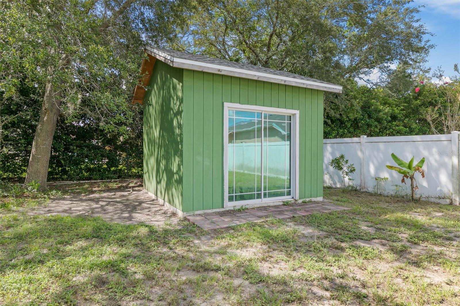 Image 36 of 48 For 9 Firethorn Lane