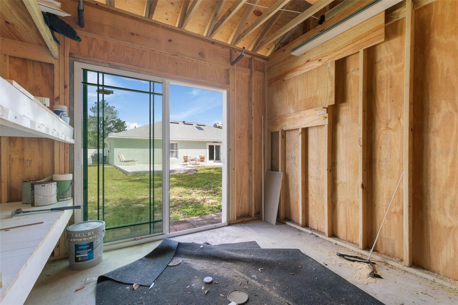 Image 38 of 48 For 9 Firethorn Lane