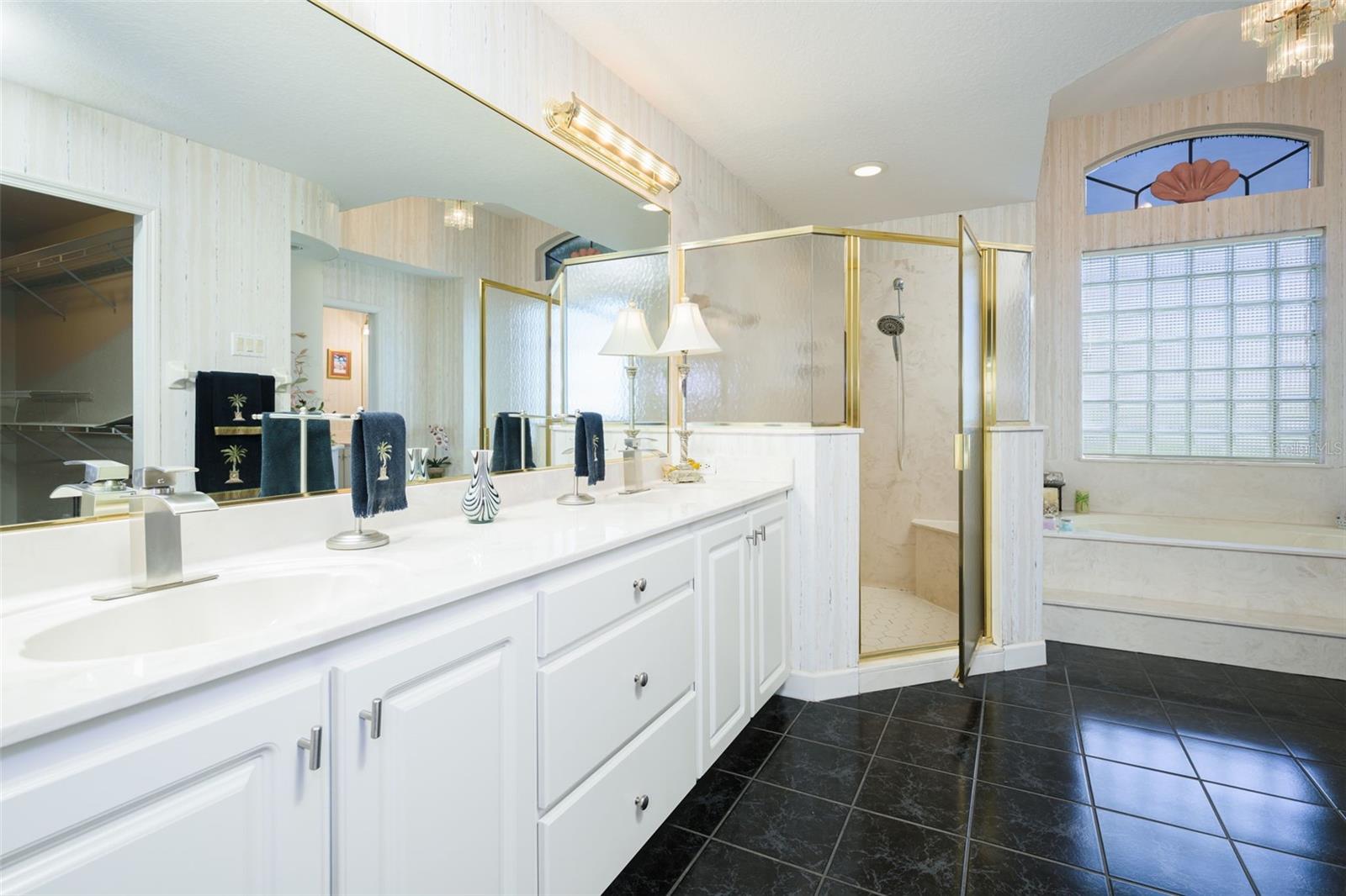 Image 33 of 59 For 6282 Paradise Island Court