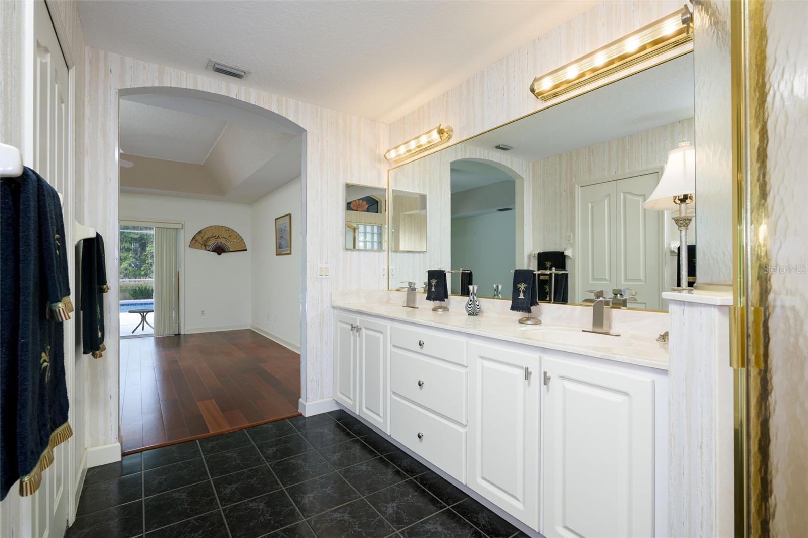 Image 35 of 59 For 6282 Paradise Island Court